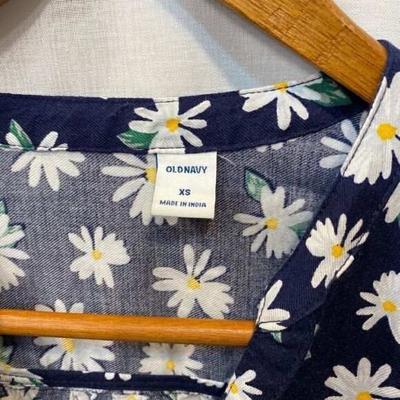 Old Navy Blue Ditsy Floral Dress - Picture 7 of 10
